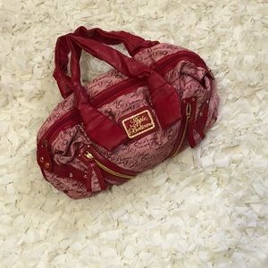 Apple Bottoms purse. Lovely color Red and Gold
